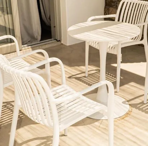 Ήσυχο Κυκλαδίτικο Δωμάτιο Total White N2 Daire *